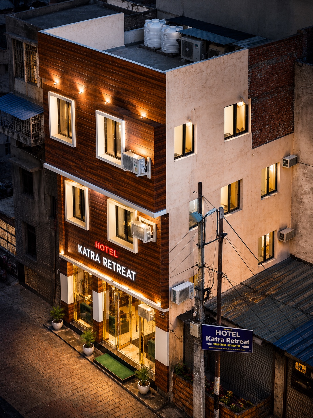 Hotel Katra Retreat exterior near Main Market Katra