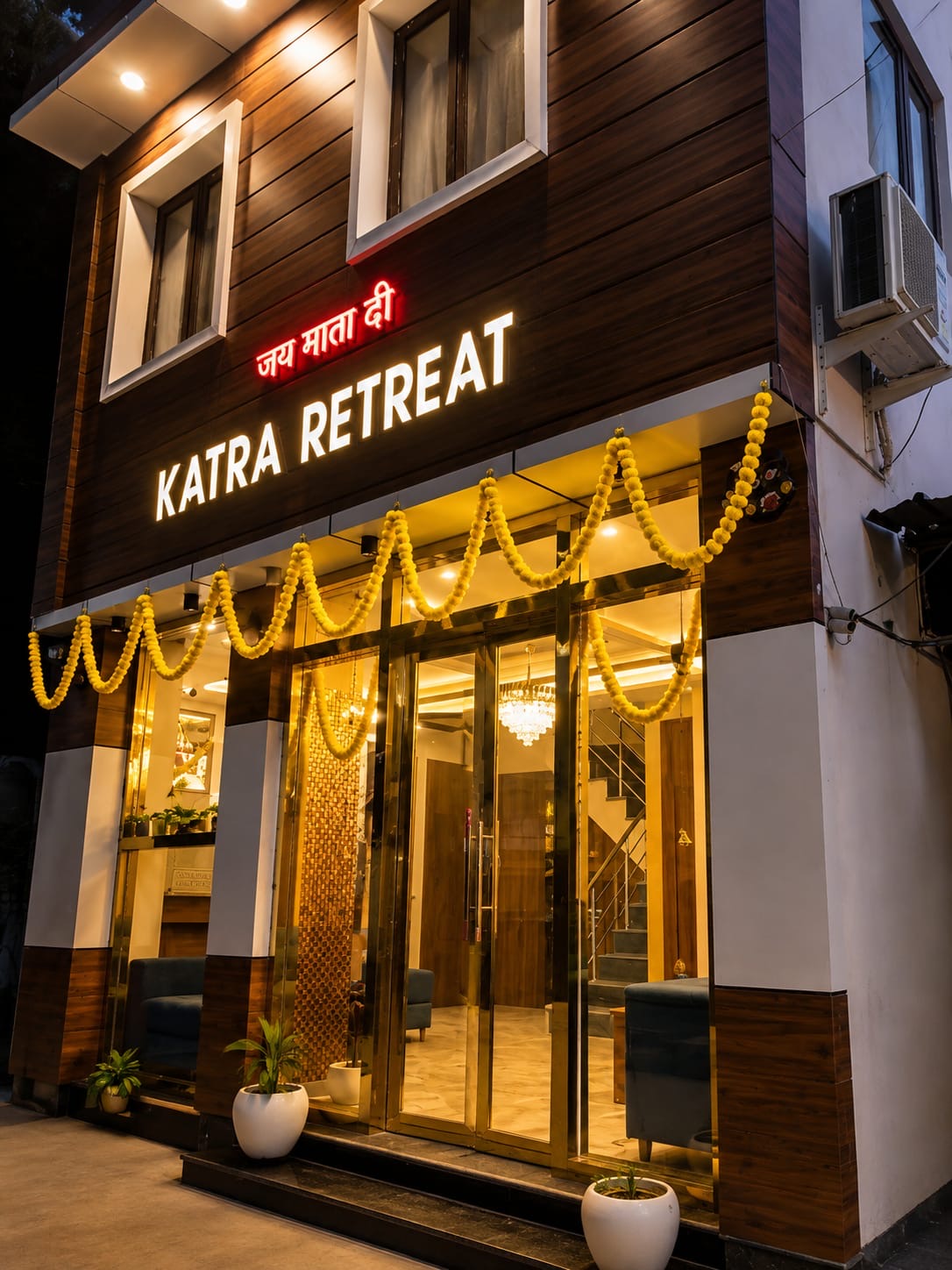 Hotel Katra Retreat at night